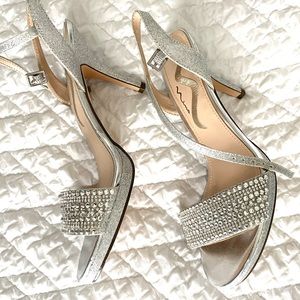 Nina Silver rhinestone sling back heels open toe Size 6.5